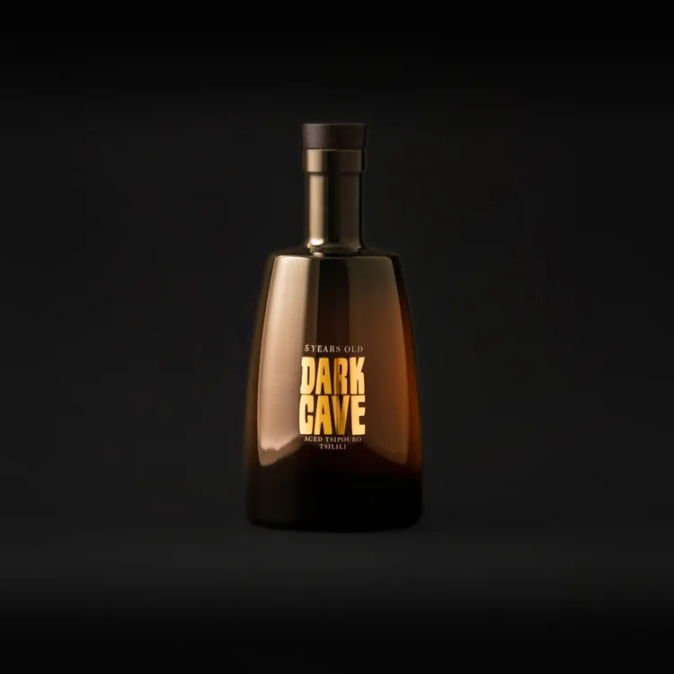 Φιάλη DARK CAVE, παλαιωμένο τσίπουρο 5 ετών